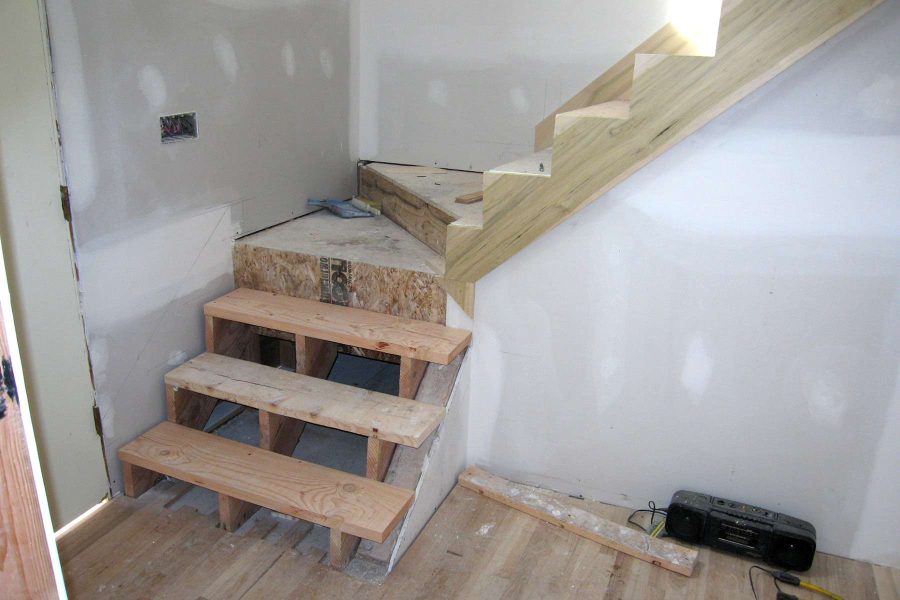 24lowerstaircase