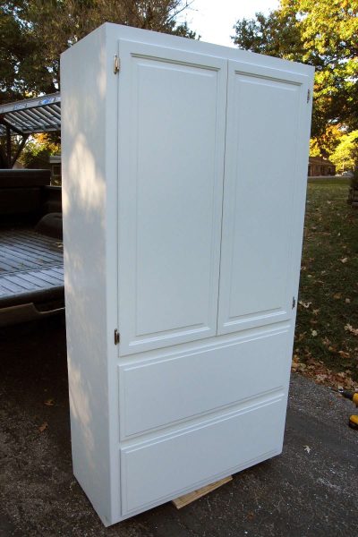27customcabinet